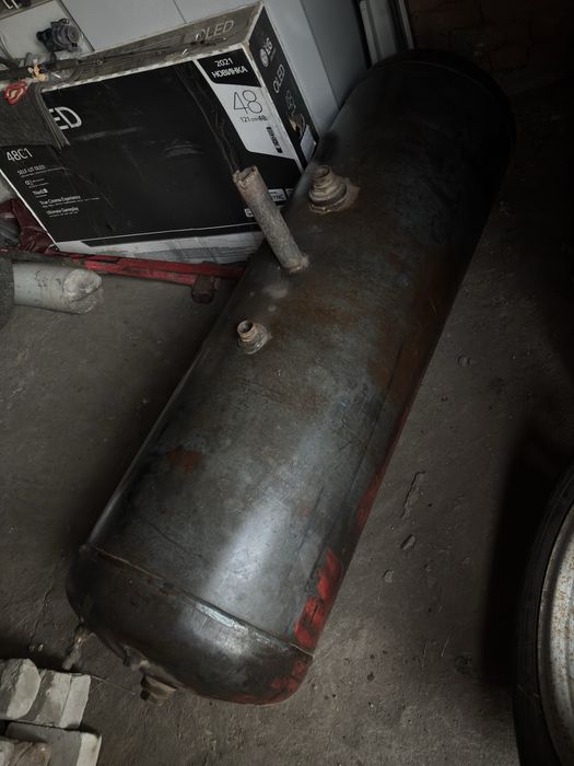 Продам резервуар