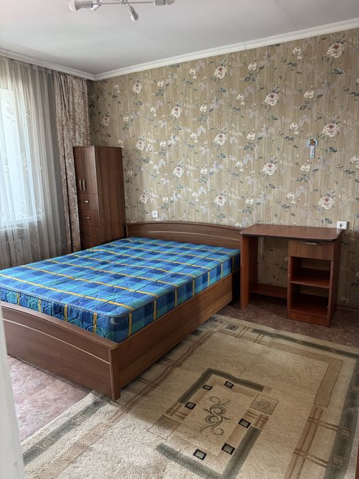 Сдам 2 х ком квартиру