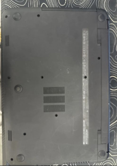 Hp 250 g3 merge foarte bine, system de operare linux