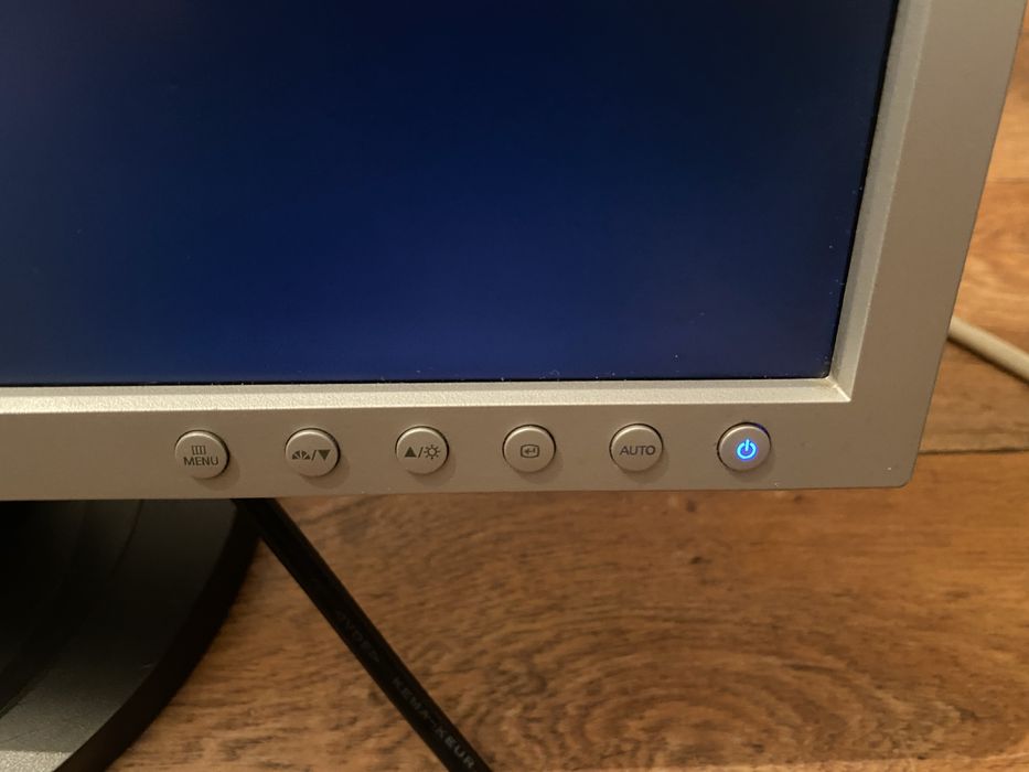 Монитор Samsung SyncMaster 920NW