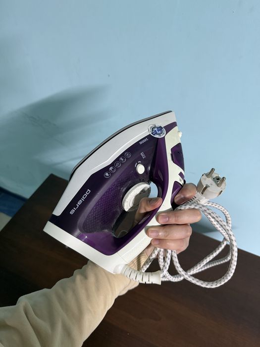 Утюг для глажки одежды