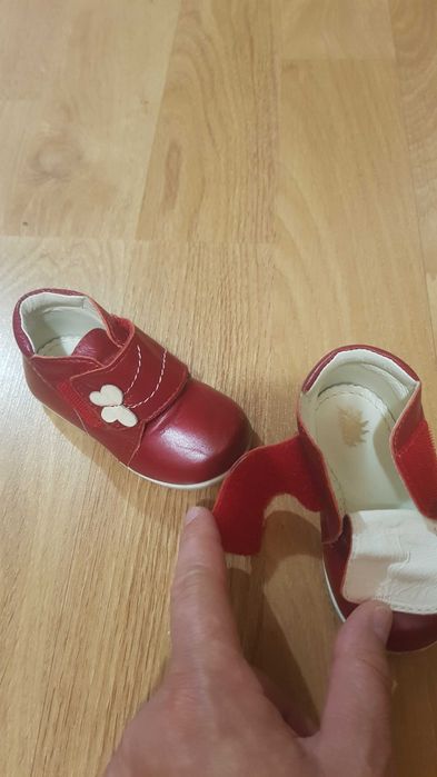 Vand papuci fetite nr. 20 / 21