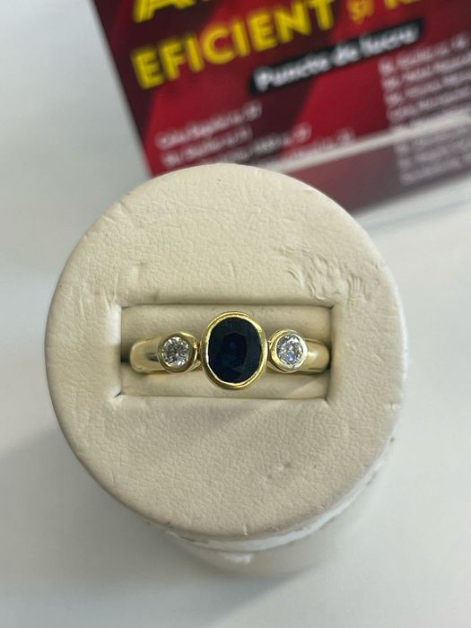 Inel din aur 18K cu diamante și safir Amanet BKG