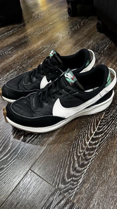 Кроссовки несколько пар