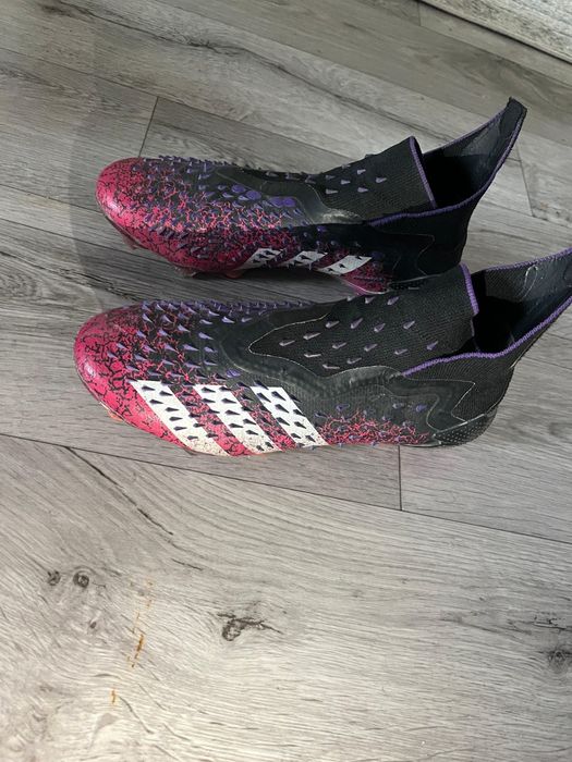 Бутсы Adidas predator.