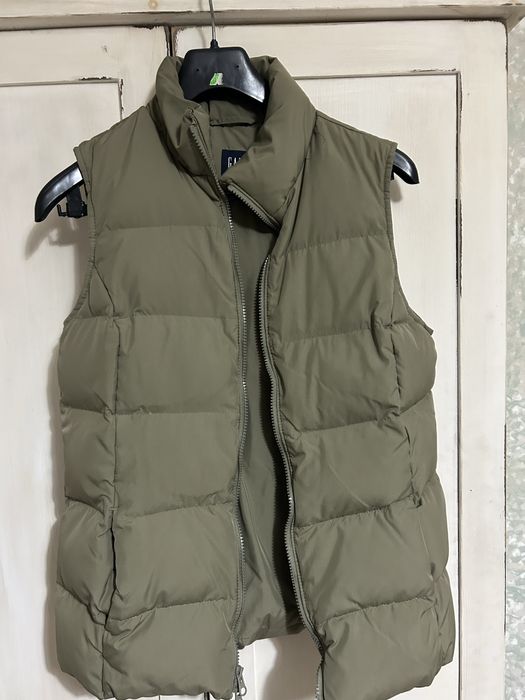 Дамска Елек”GAP” с гъши пух