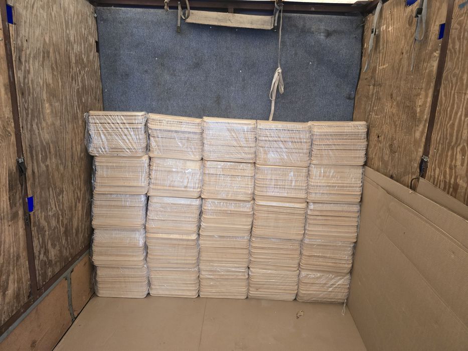 Школьная фанера .парта