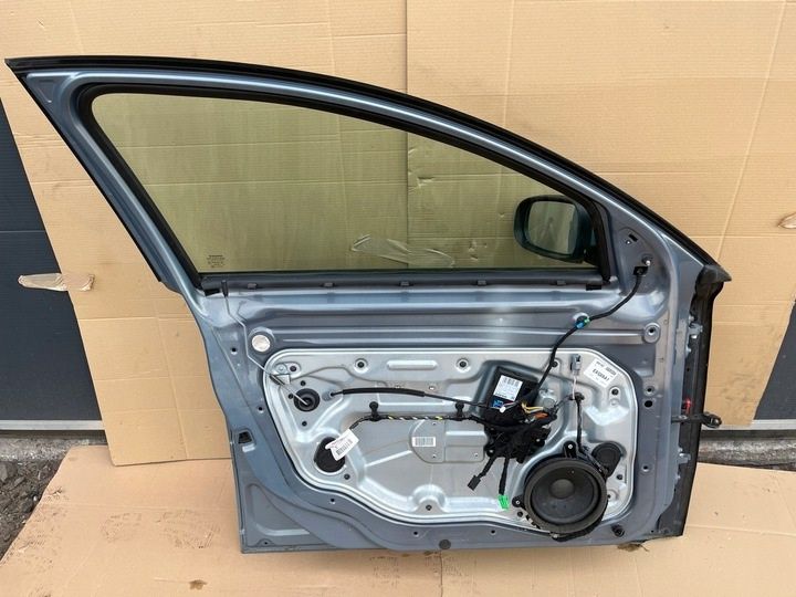 Usa Stanga Volvo V50