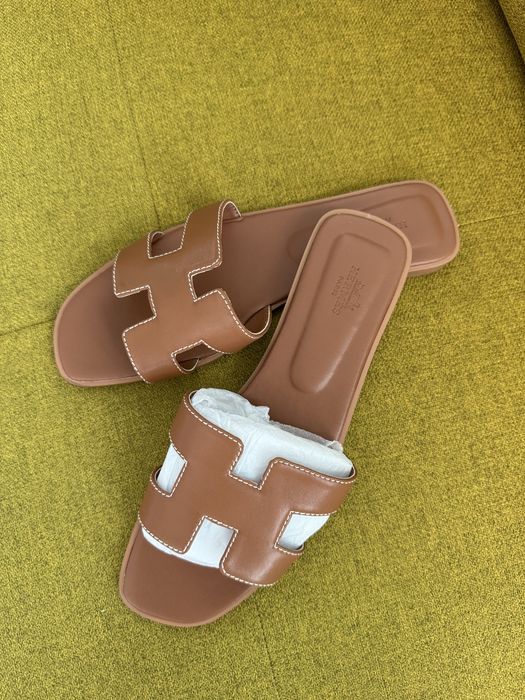 Vand papuci Hermes din piele marimea 39