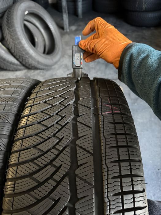 2 anvelope iarna 225/40/18 , Michelin Pilot Alpin 4 !