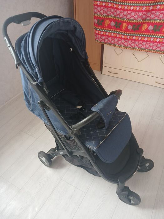 Продаю коляску отличная