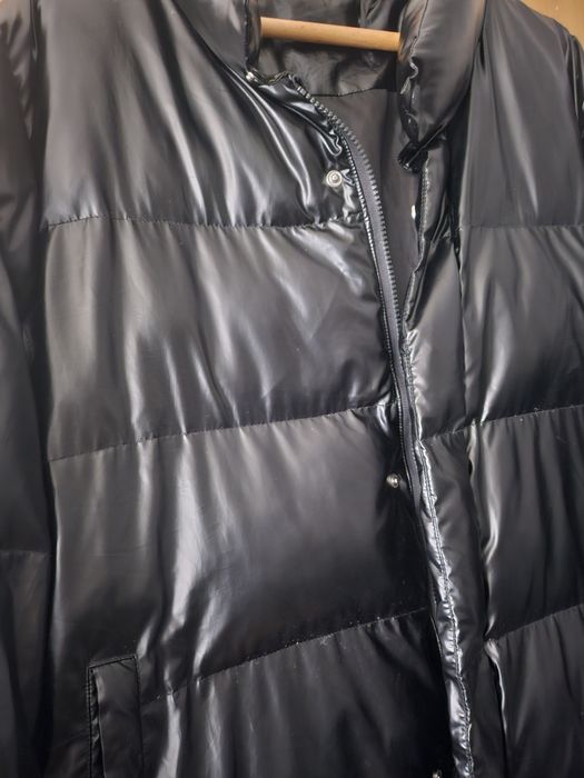 Дълго зимно яке лъскаво