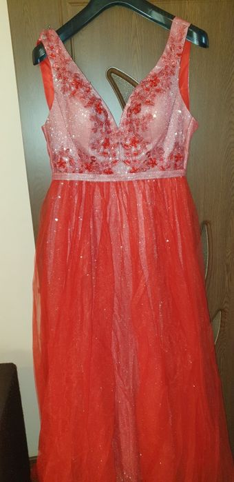 Vand rochie XL! Purtat o singura data