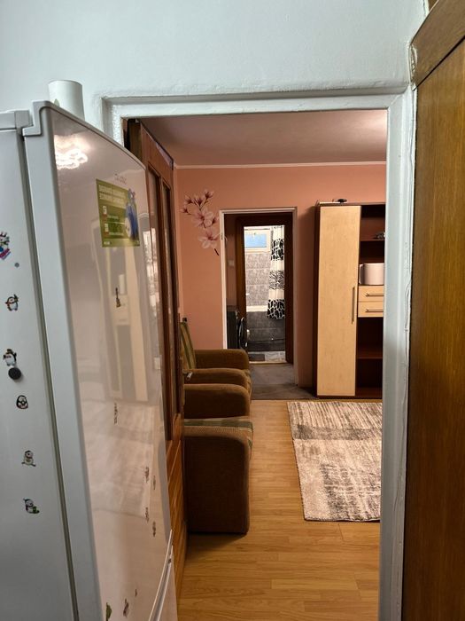 Închiriez apartament 2 camere
