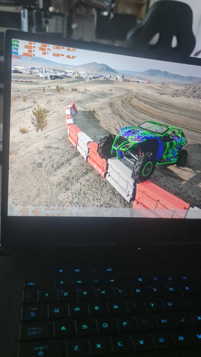 Asus zephyrus  15.6 / 300hz / rtx 2060 / i7 9750h