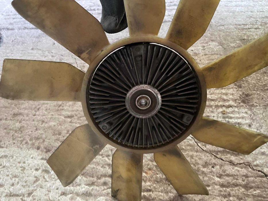 Виско перка за Mercedes Vito 639 2.2