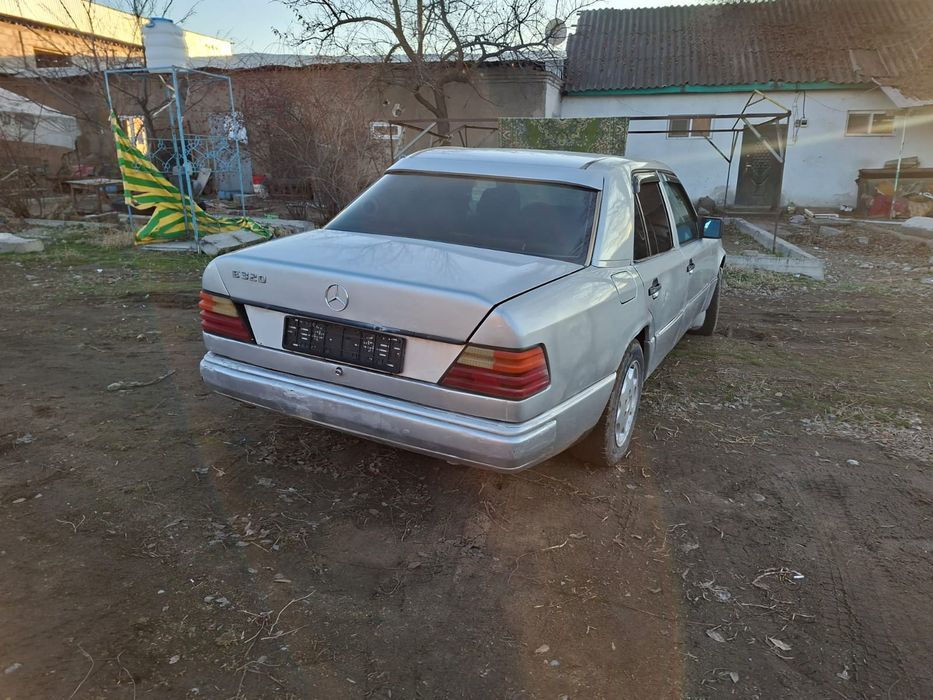 Мерс w124.об 2.3 1992г