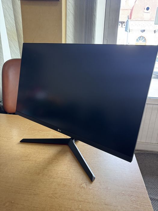 Monitor lg 165 hz ,diag 28 inchi(70 cm)