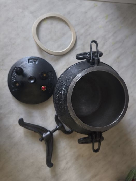 Продам афганский казан новый.