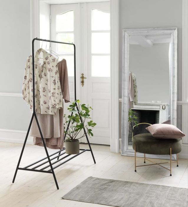 Стойка за дрехи Jysk