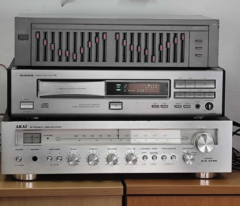 Egalizator UHER EQ200