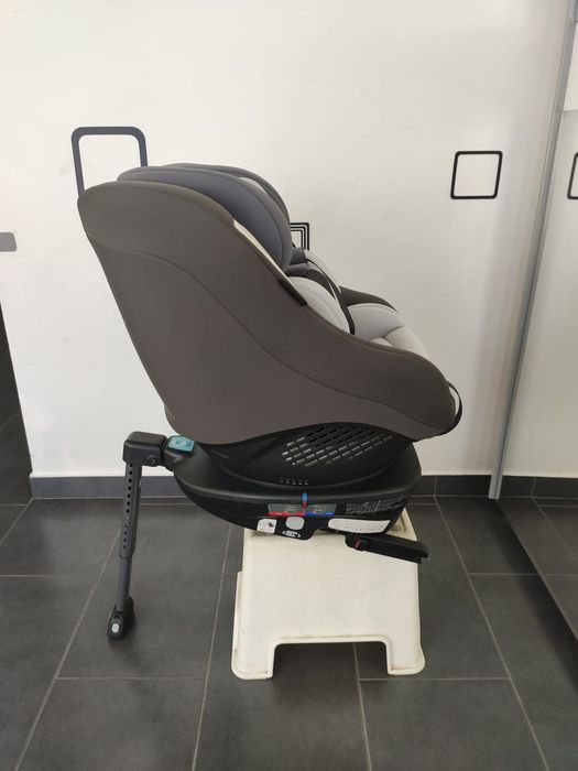 Scaun auto Graco Turn to Me Rotativ 360 grade pt. copii între 0-18 kg