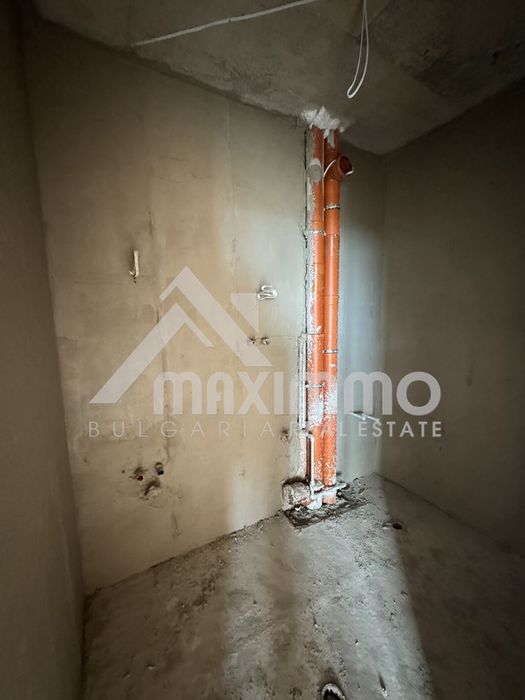 Продава се Двустаен апартамент в к.к. Св.Св. Константин и Елена - 74 кв.м за 1879 €/кв.м - Снимка #3