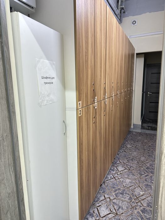 Шкафы для раздевалки бу