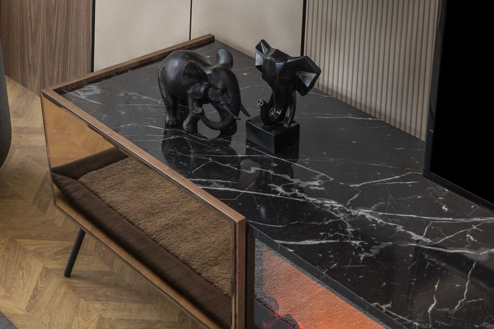 Секция BRONZE  с декоративна камина