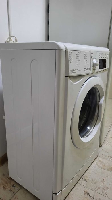 Masină de spălat indesit