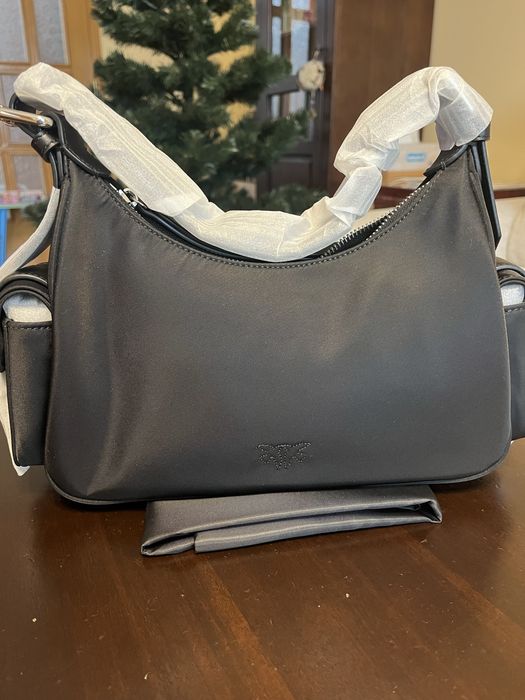 Черна чанта Pinko