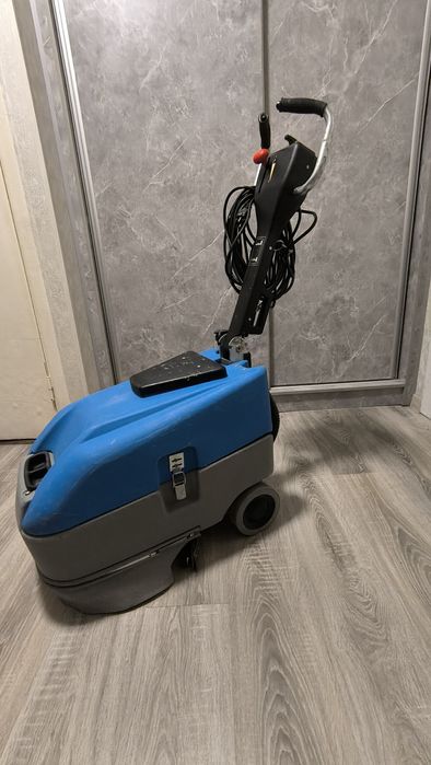 Сетевая поломоечная машина Fiorentini Deluxe 350 CUE