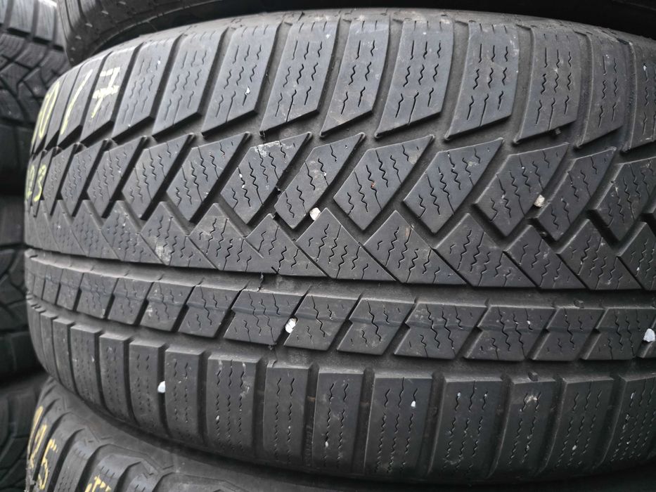 2бр Зимни гуми 225 50 17 - Continental - DOT 2023