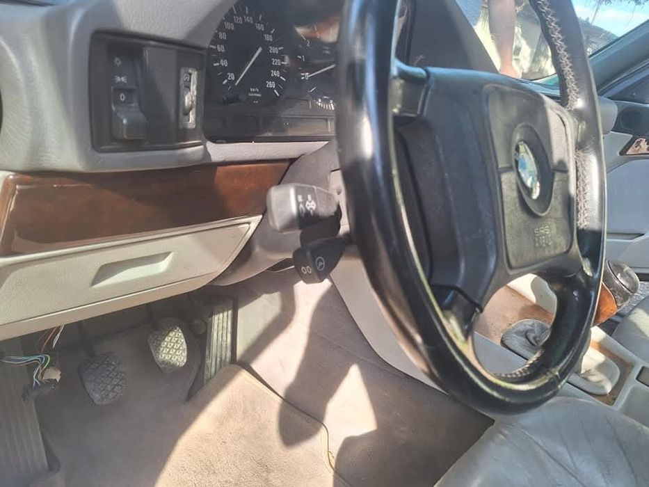 BMW E34 525XI на части