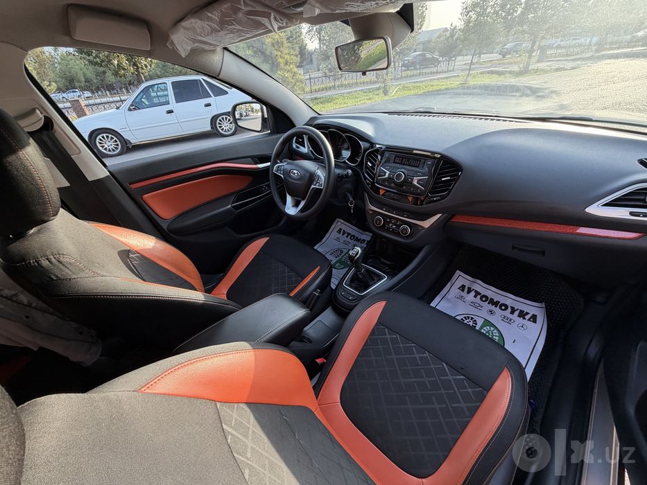 Lada Vesta SW Cross 1.6 механика