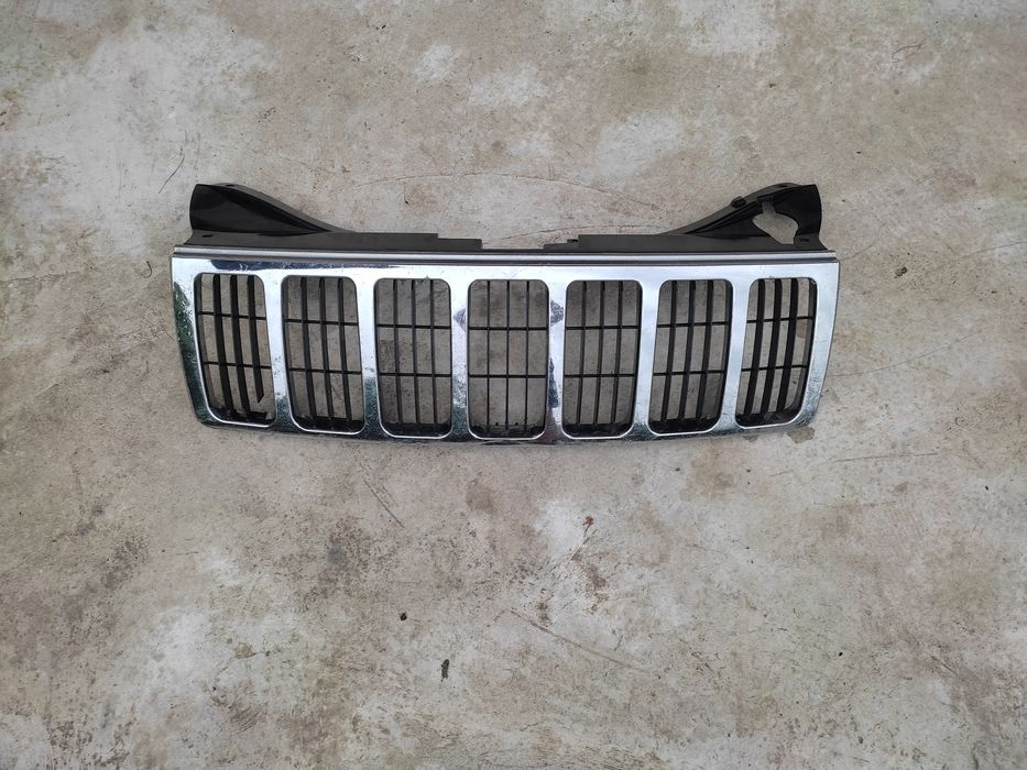 Grila centrala Jeep Grand Cherokee WK