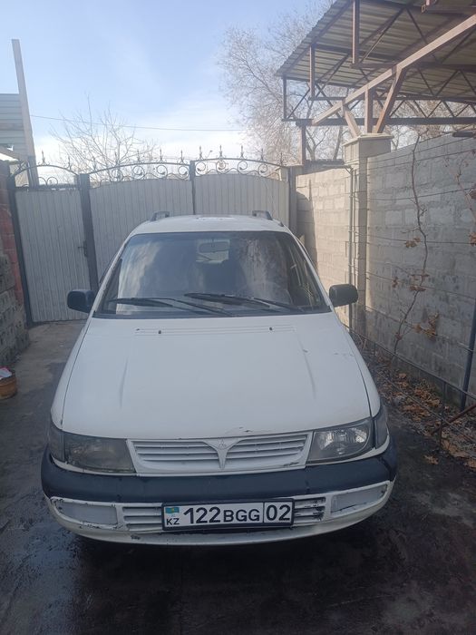 Продам Mitsubishi space runner