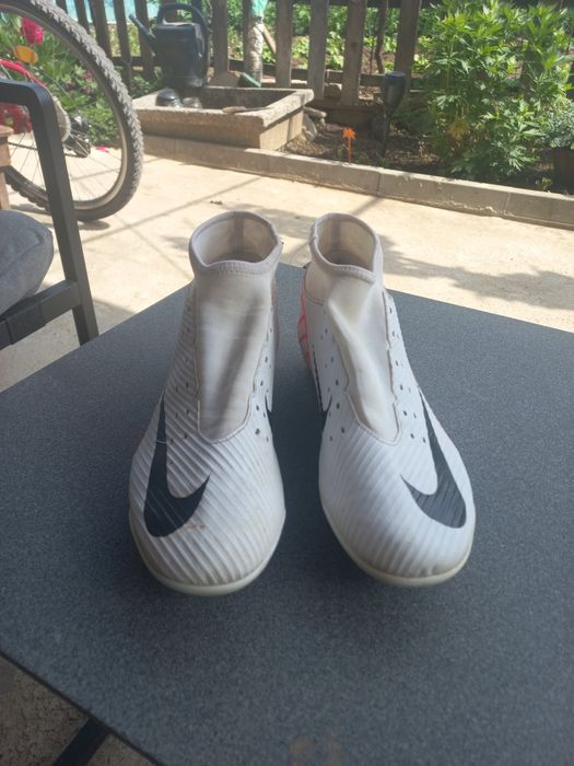 Бутонки Nike Бели/Червени