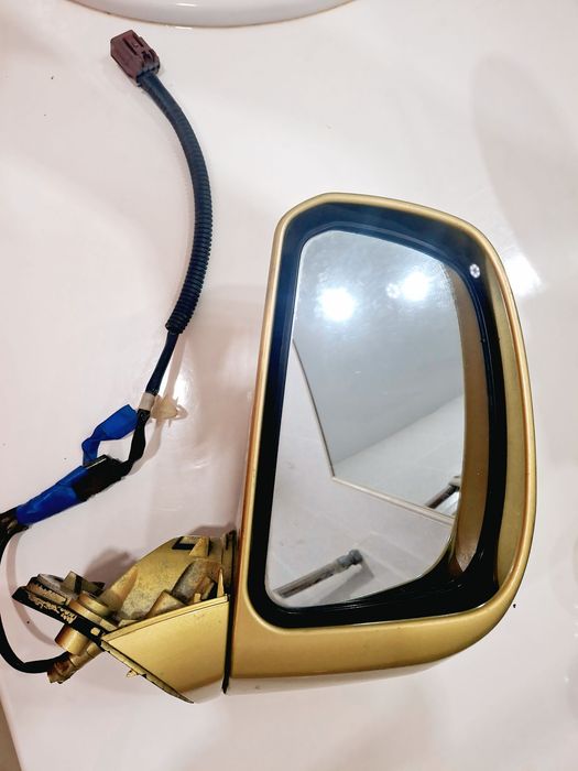 Авто зеркало левое боковое