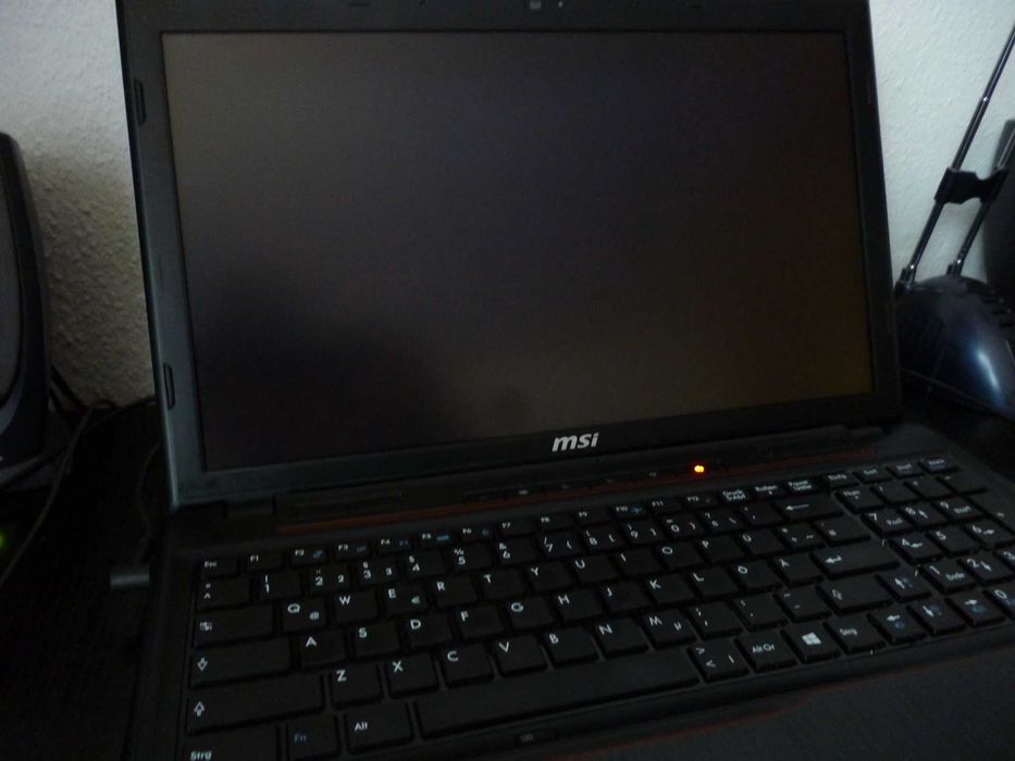 Laptop gaming MSI GP60 Leopard, 16 GB ram, Intel i5, SSD, win 10 pro