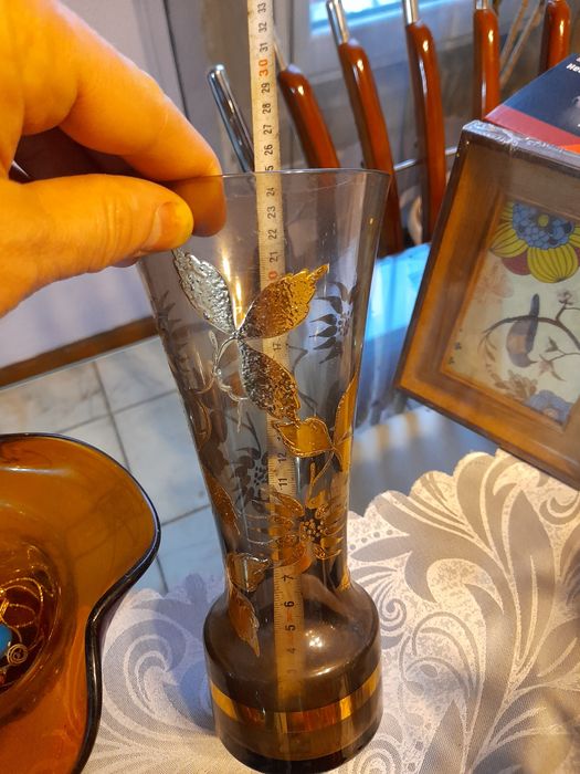 Различни инструменти,вещи и керамика