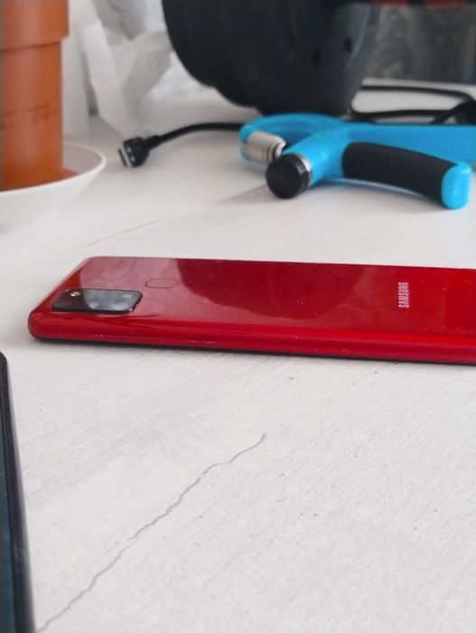 Продается Samsung A21s нерабочий