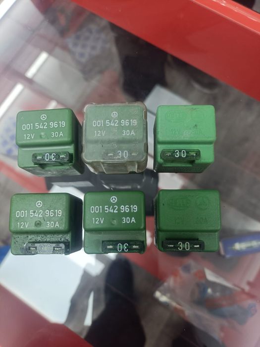 Реле бензонасоса Мерседес