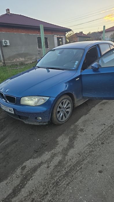 BMW 118 D  на части