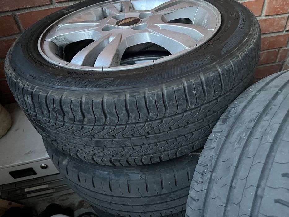 ПРОДАМ покрышки R15