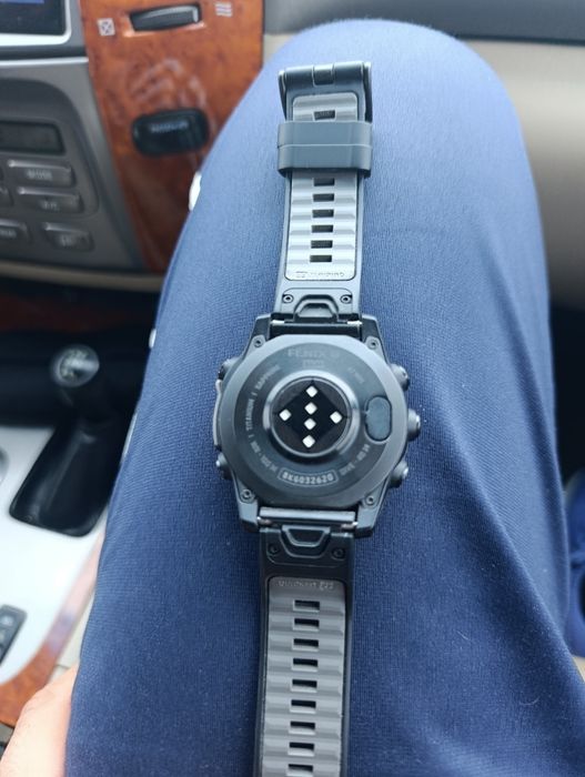 Продам Garmin Fenix 8 Solar 47mm