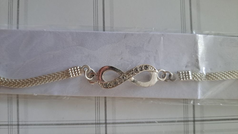 Гривни за ръка посребрени