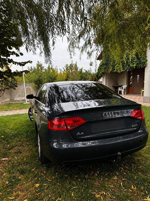 AUDI A4 2010 — imagine 3