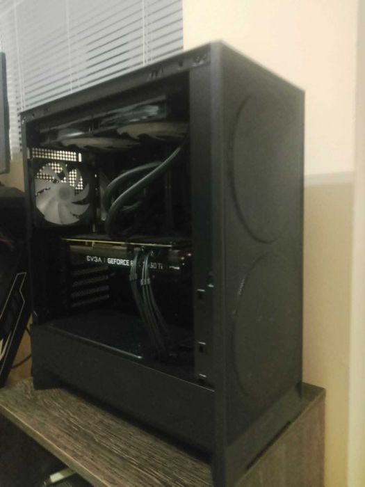 Геймърски компютър  Ryzen 7 7800X3D / RTX 3060 Ti