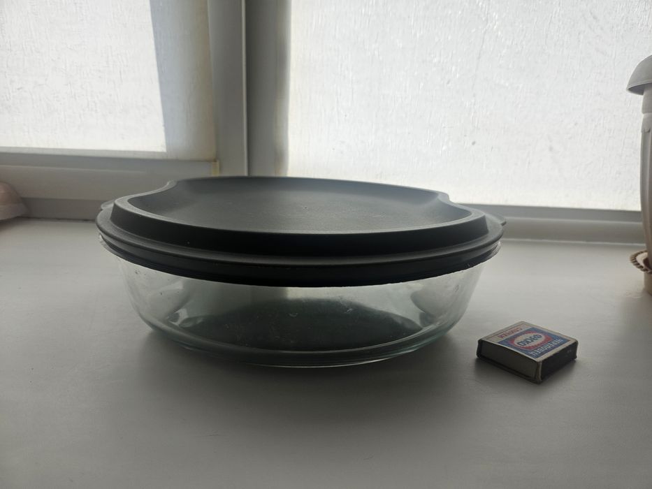 Продам посуду жаропрочную.